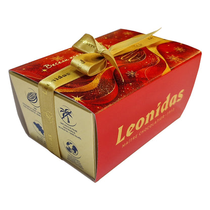 червена коледна кутия 250гр. шоколад